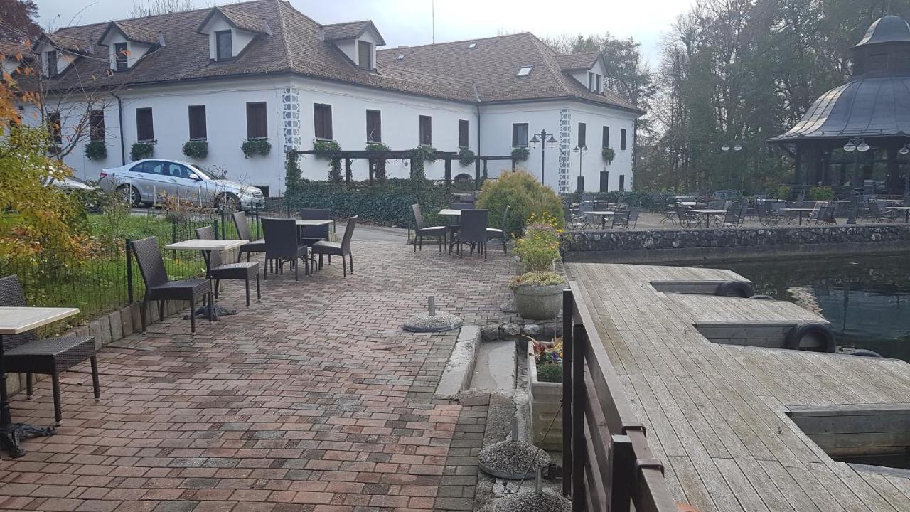 GolnikPr'Simi住宿加早餐旅馆 外观 照片