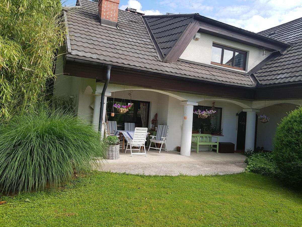 GolnikPr'Simi住宿加早餐旅馆 外观 照片