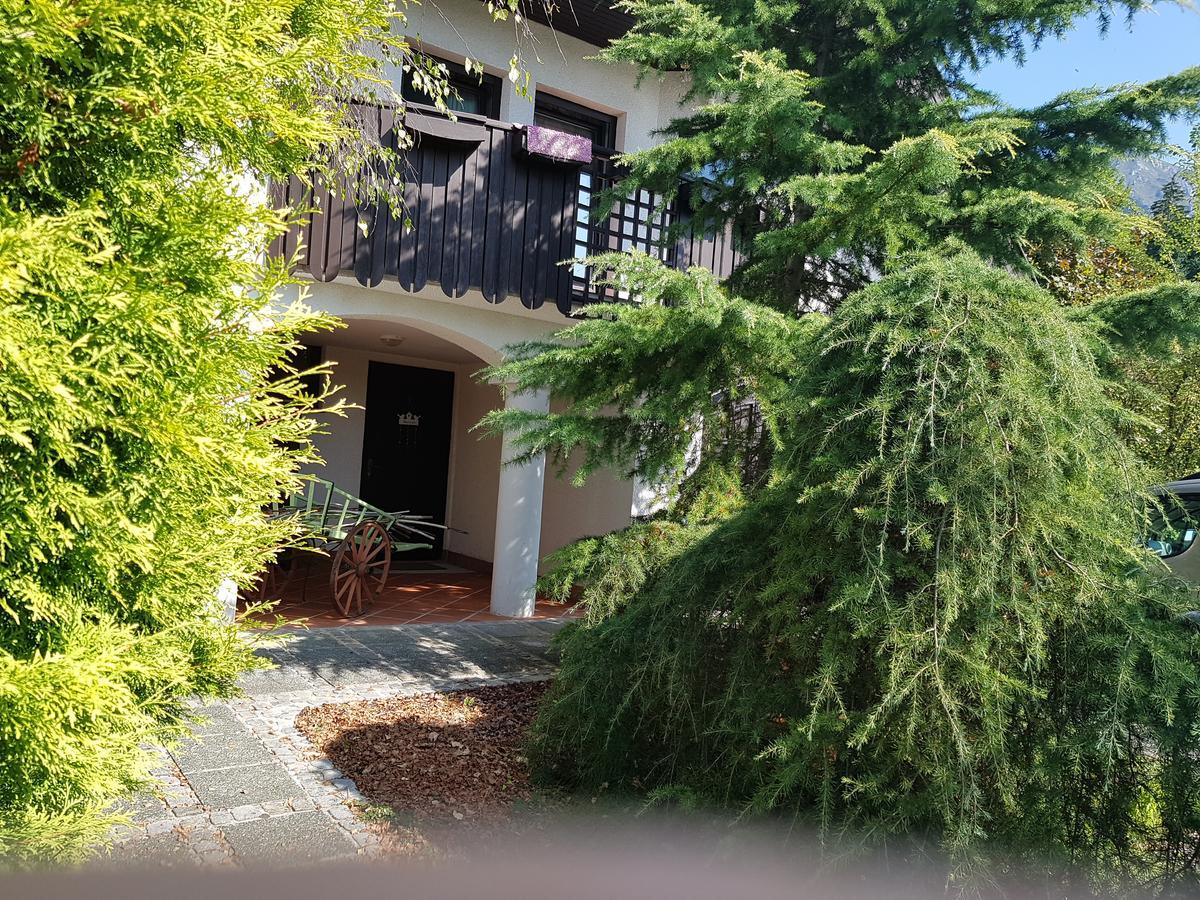 GolnikPr'Simi住宿加早餐旅馆 外观 照片